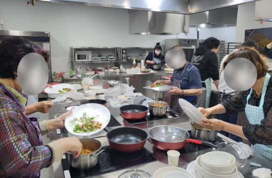 중장년지원사업 「인연을 이어가는 길 '사잇길'」